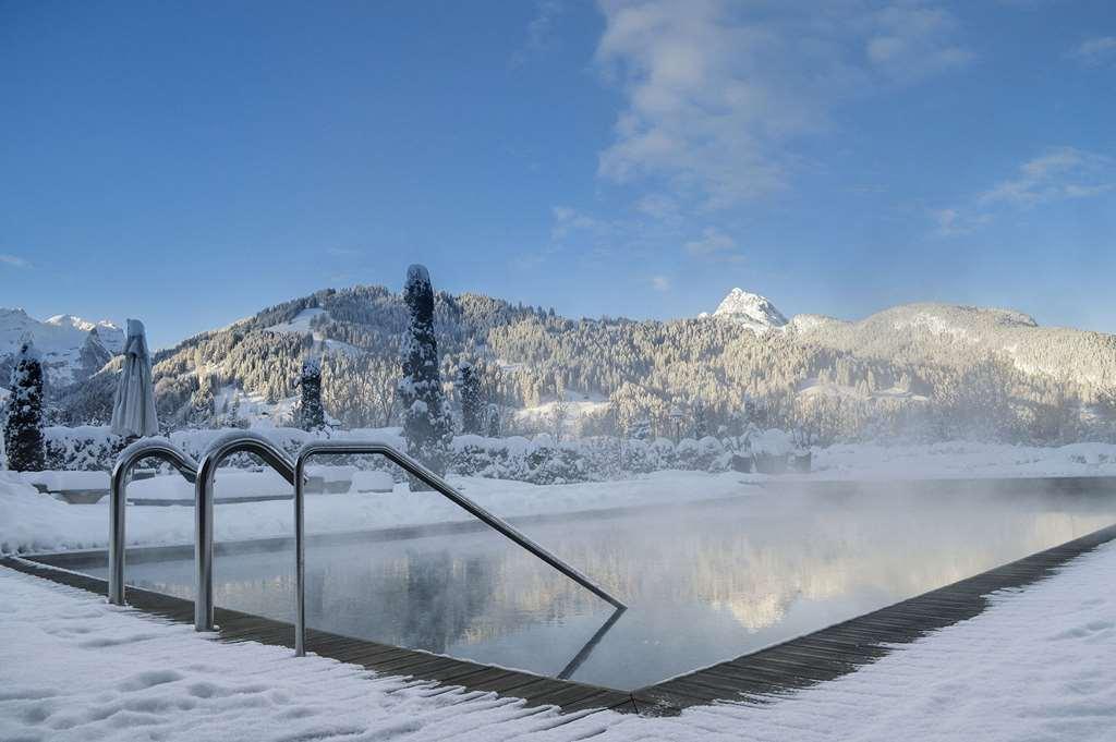 The Alpina Gstaad Hotel Екстериор снимка