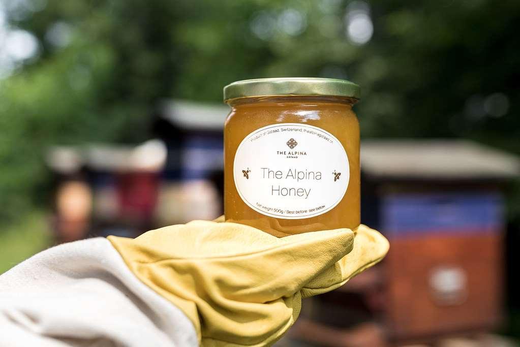 The Alpina Gstaad Hotel Екстериор снимка