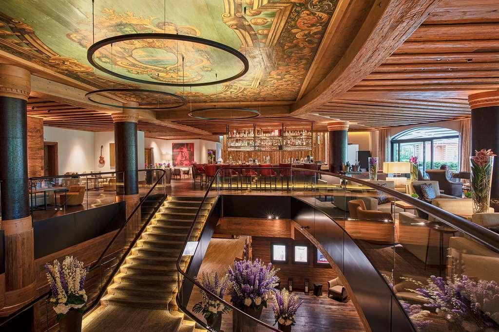 The Alpina Gstaad Hotel Интериор снимка